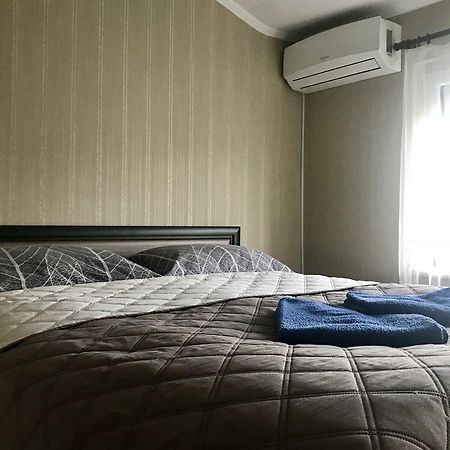 Panoramic View Top Floor Apartment In The City Center Mukacheve Exterior foto