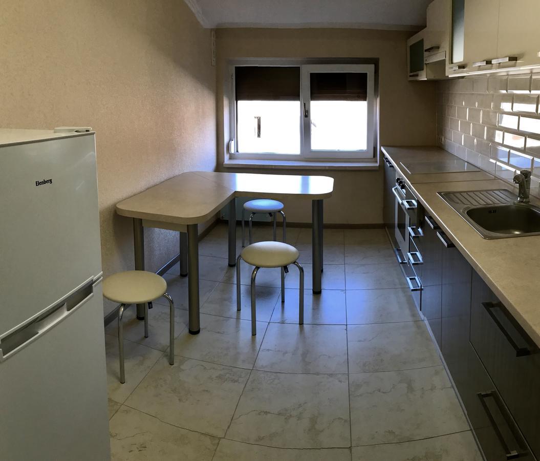 Panoramic View Top Floor Apartment In The City Center Mukacheve Exterior foto