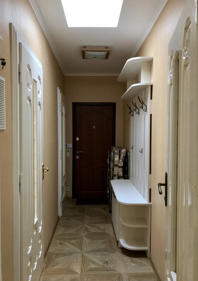 Panoramic View Top Floor Apartment In The City Center Mukacheve Exterior foto